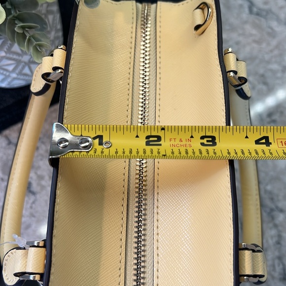 🎉Host Pick🎉Kate Spade Madison Small Satchel in Butter Color - Picture 8 of 14